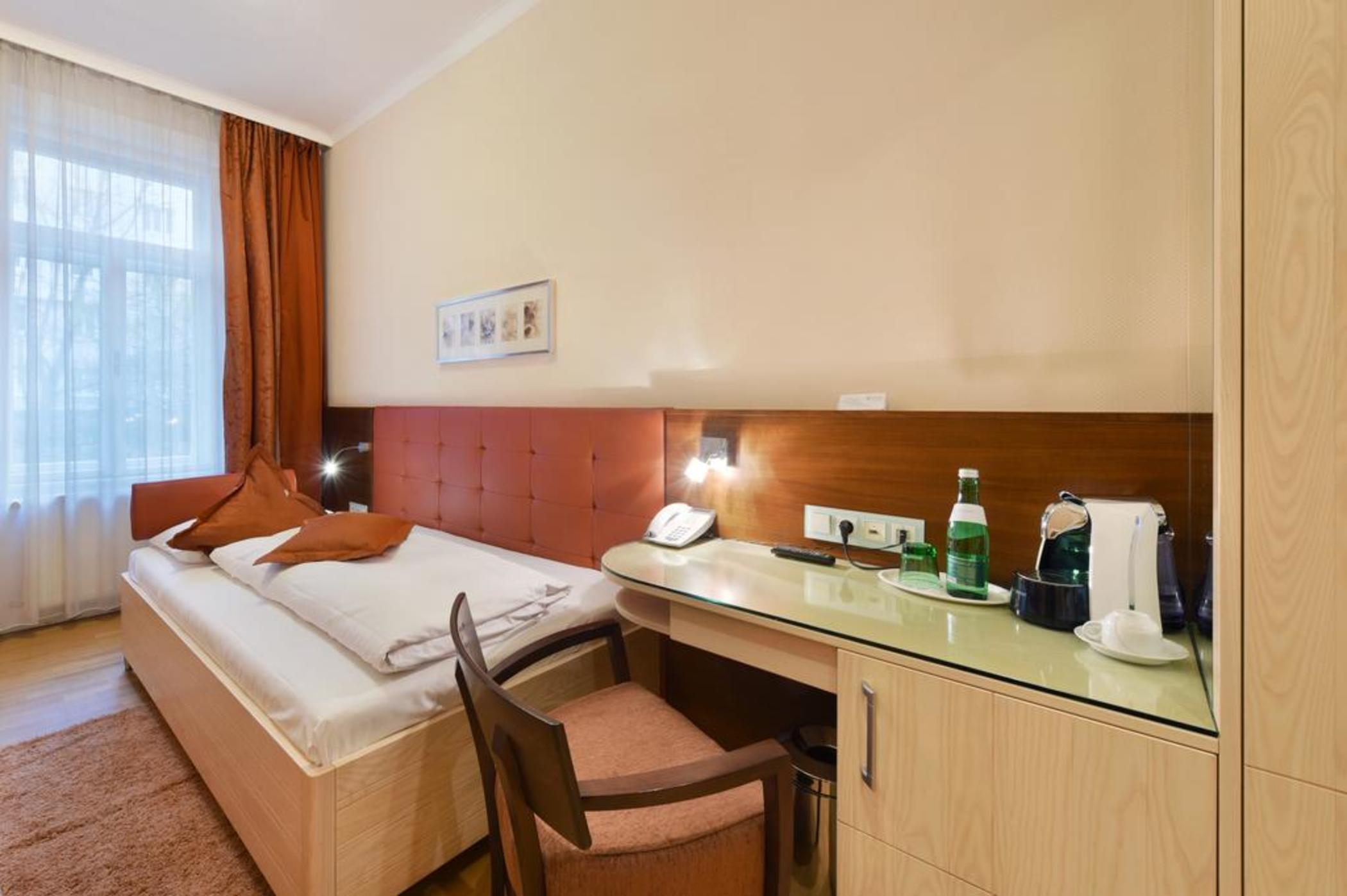 Hotel Pension Baronesse Vienne Extérieur photo