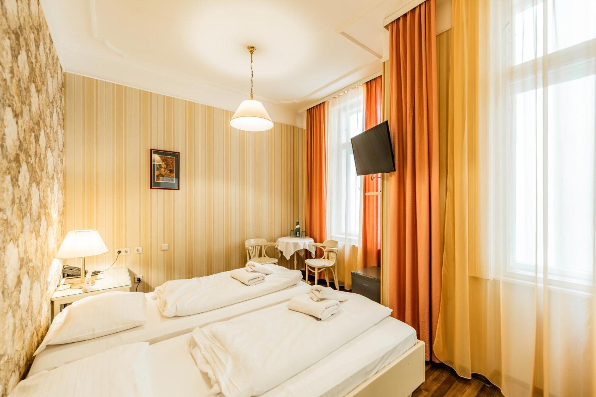 Hotel Pension Baronesse Vienne Extérieur photo
