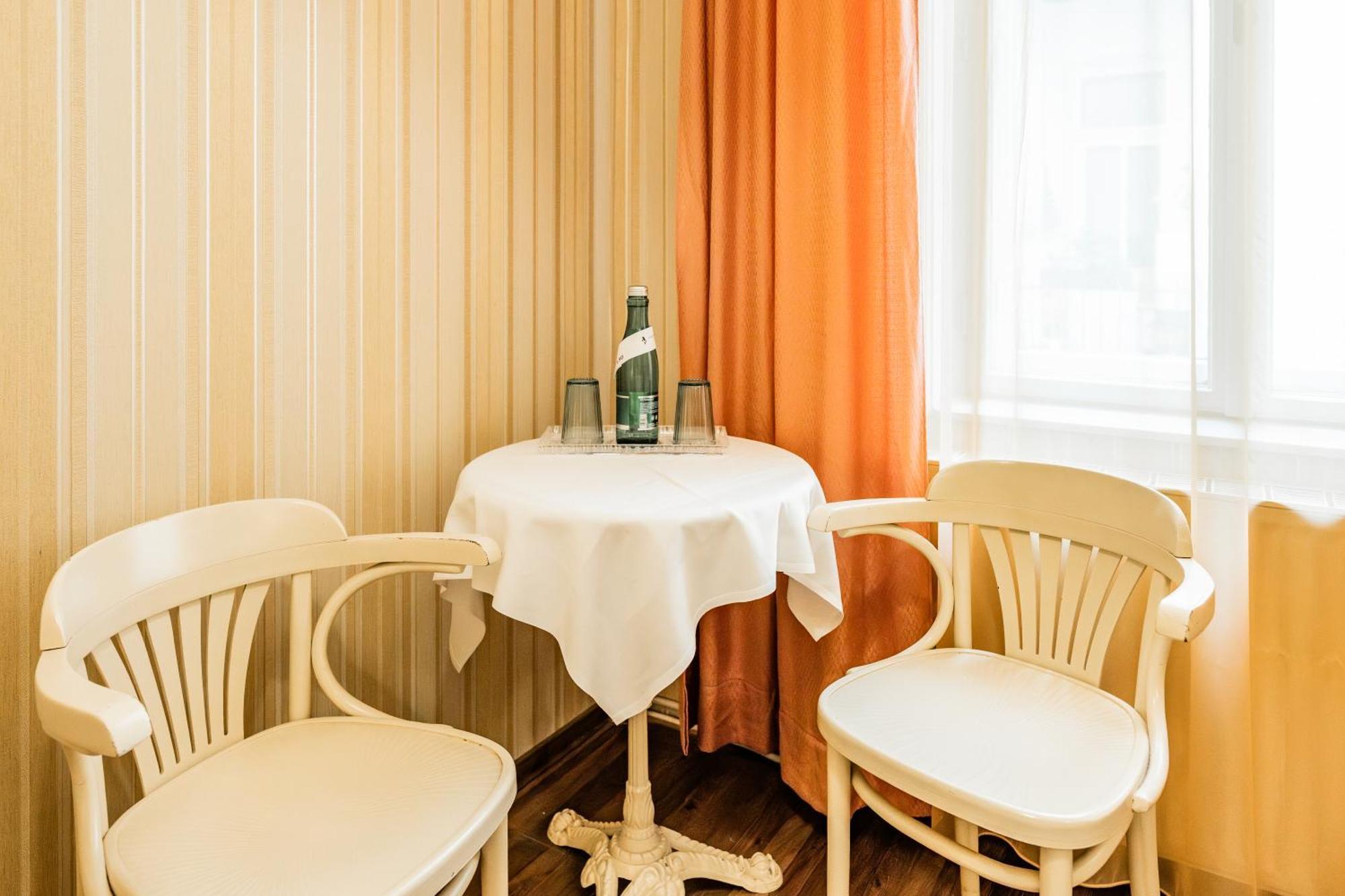 Hotel Pension Baronesse Vienne Extérieur photo