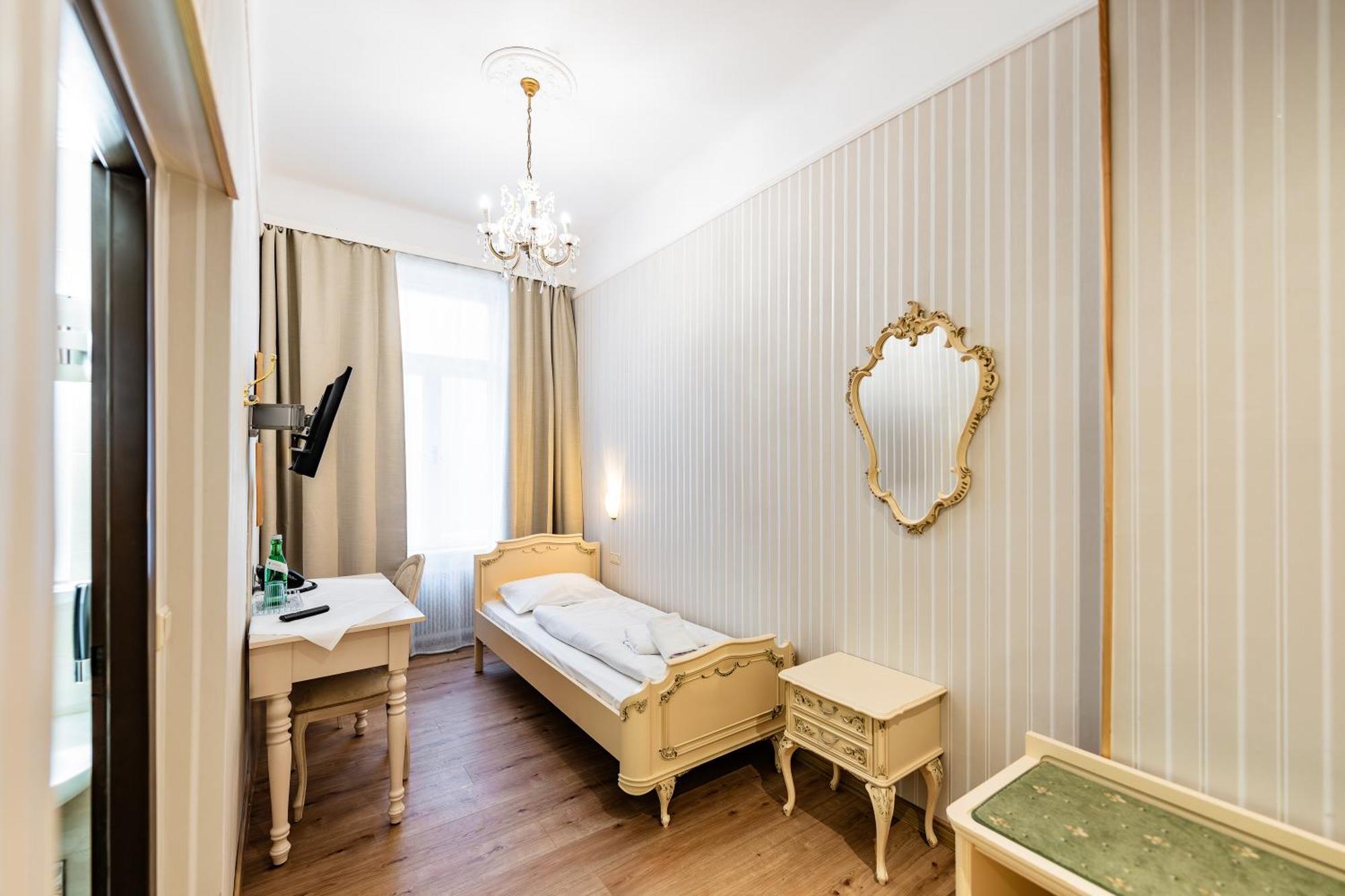 Hotel Pension Baronesse Vienne Extérieur photo