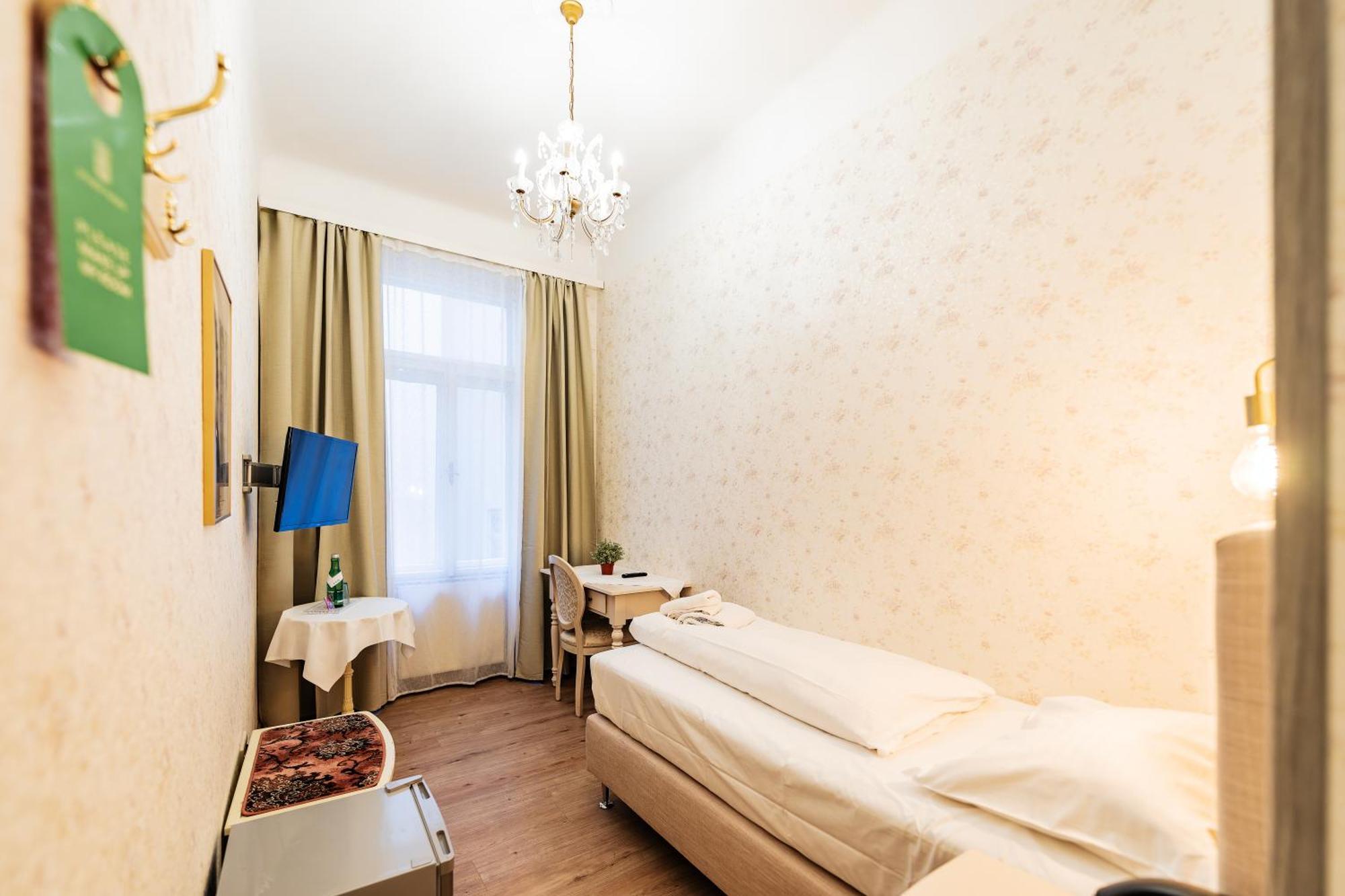 Hotel Pension Baronesse Vienne Extérieur photo