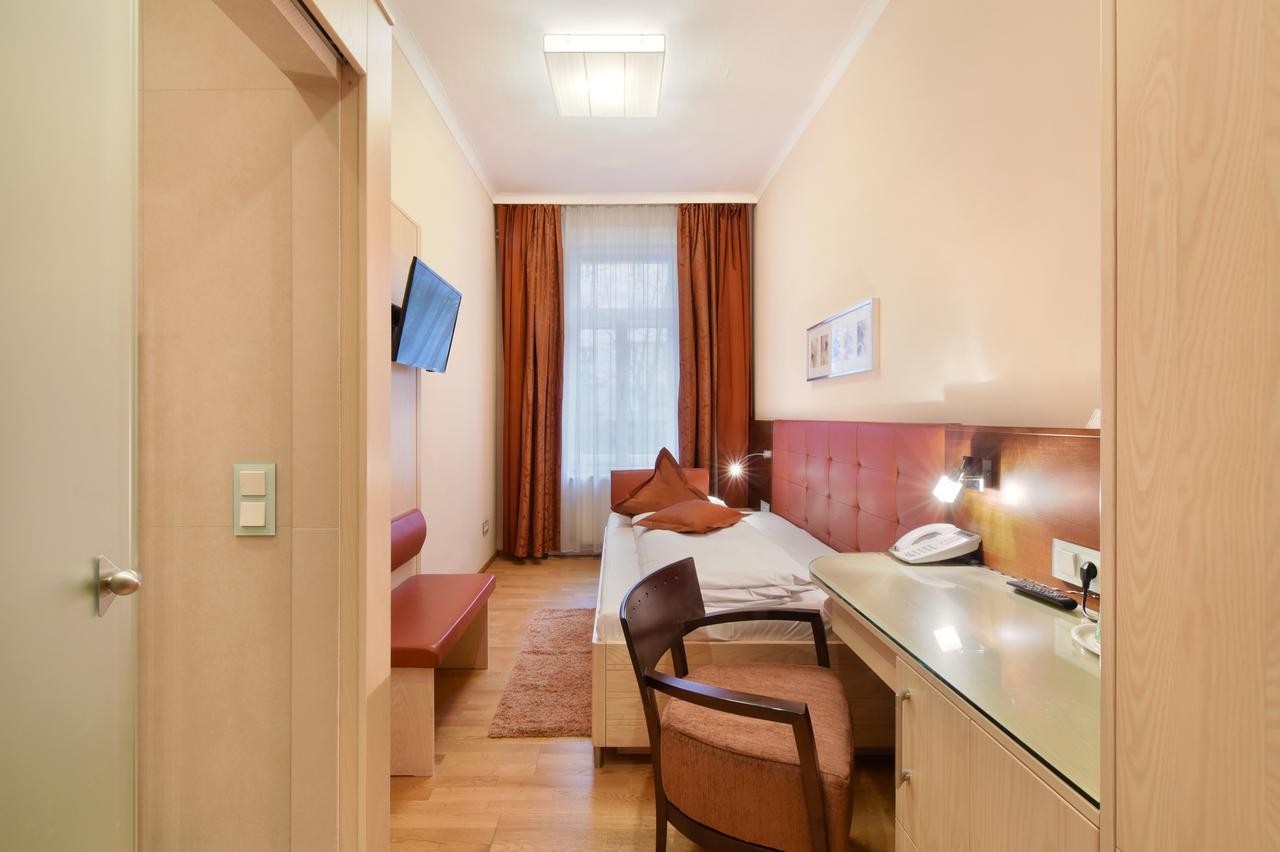 Hotel Pension Baronesse Vienne Extérieur photo