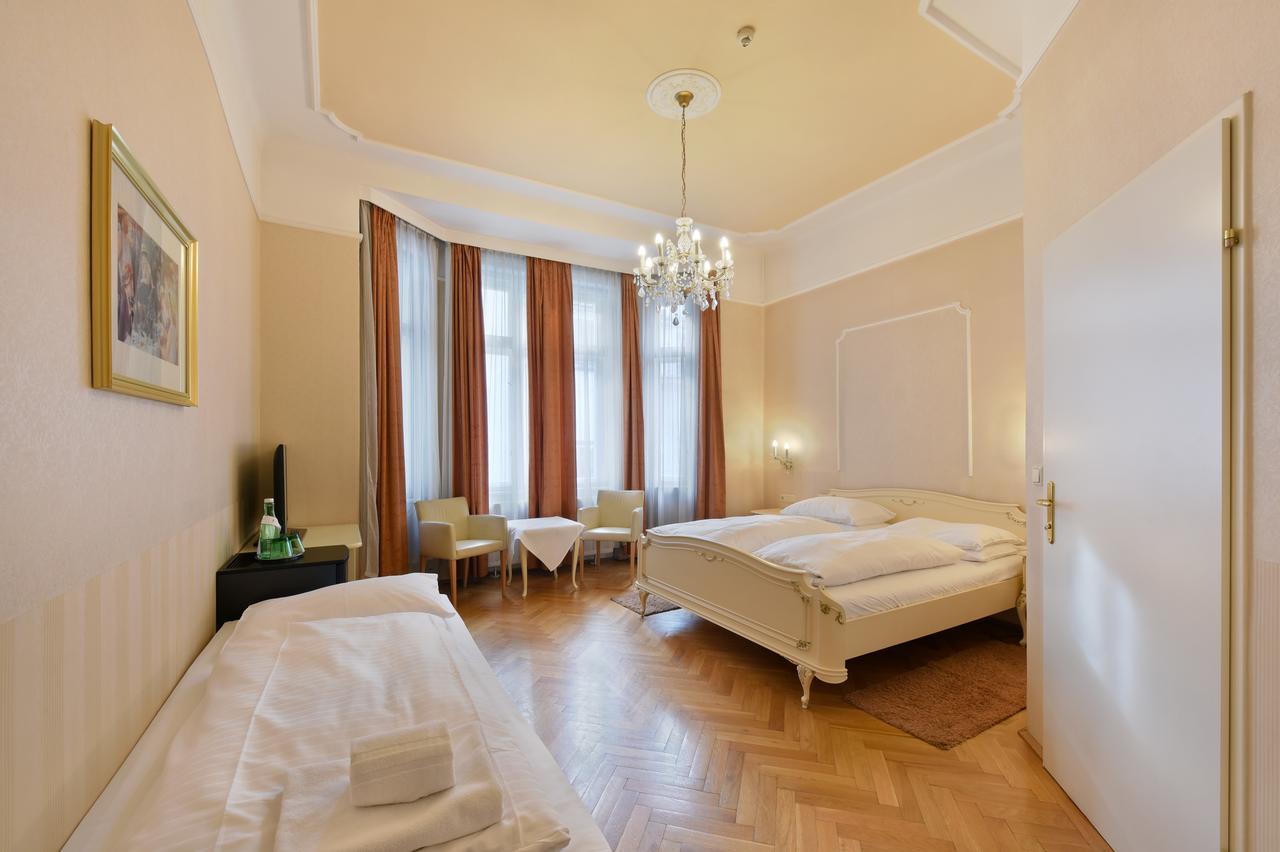 Hotel Pension Baronesse Vienne Extérieur photo